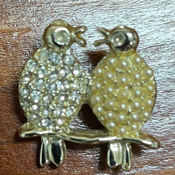 Vintage bird brooche - Picture 1 of 8